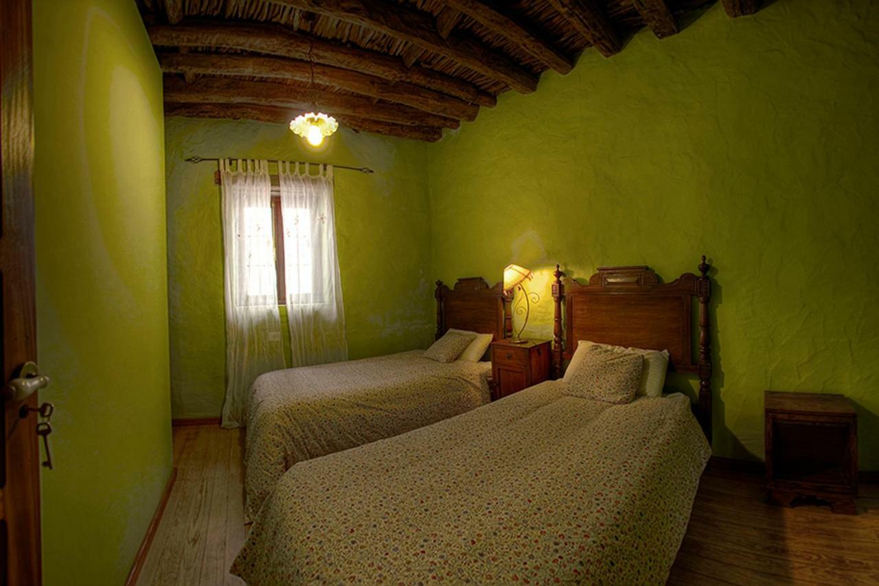 Geranios Rojos Guest House Las Rosas  ภายนอก รูปภาพ